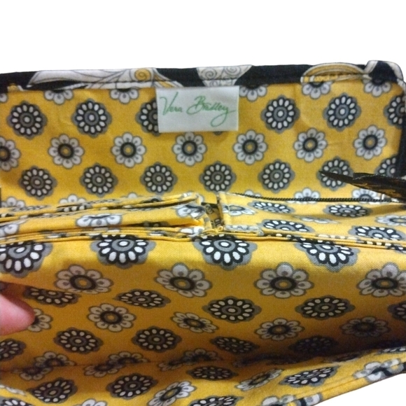 Retired Vera Bradley Yellow Bird Crossbody Wallet Attachable Strap Multipocketed - Picture 9 of 12